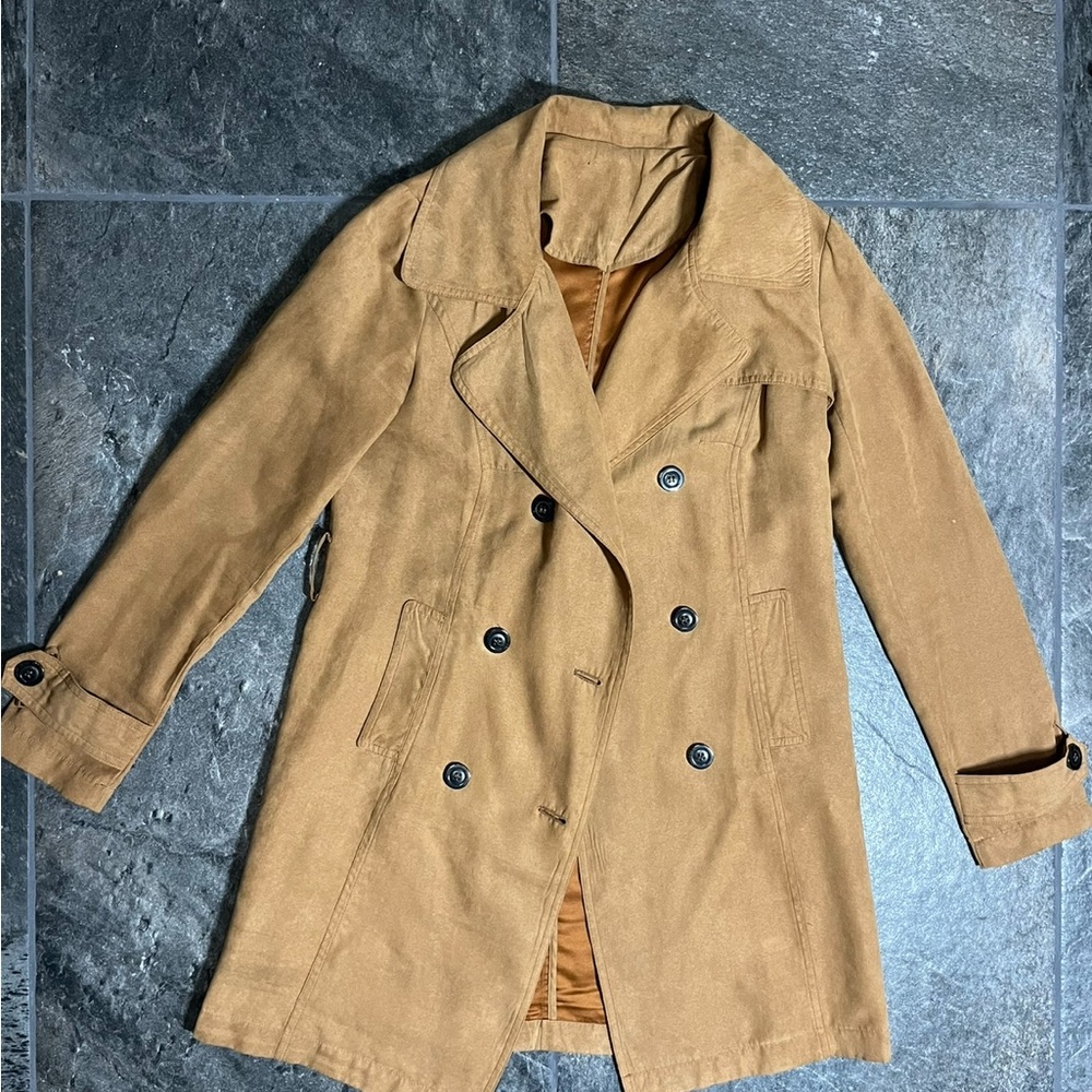 Womens Tan Coat Size Small in good condition